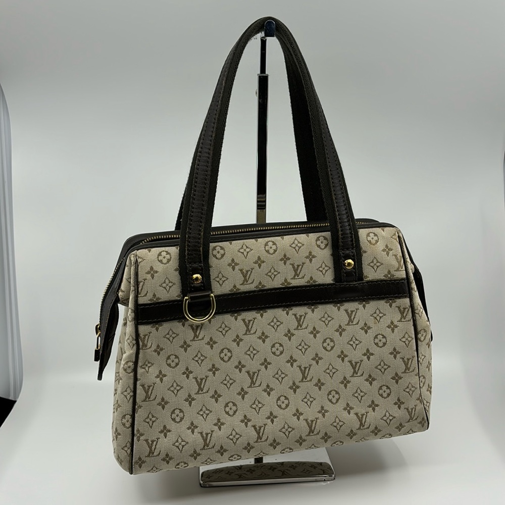 Authentic Louis Vuitton Canvas Monogram bag